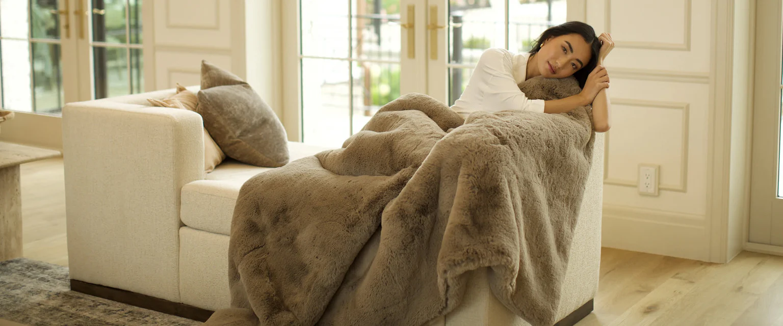 Collections-Blankets_a836f91f-04ff-4115-9330-17ef47cbafb1